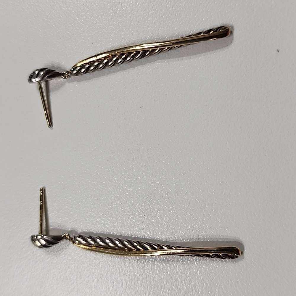David Yurman drop dangle earrings.